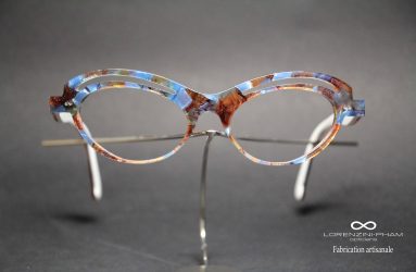 Monture femme papillon avec découpe