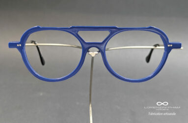 Monture forme aviateur bleu foncé en acétate